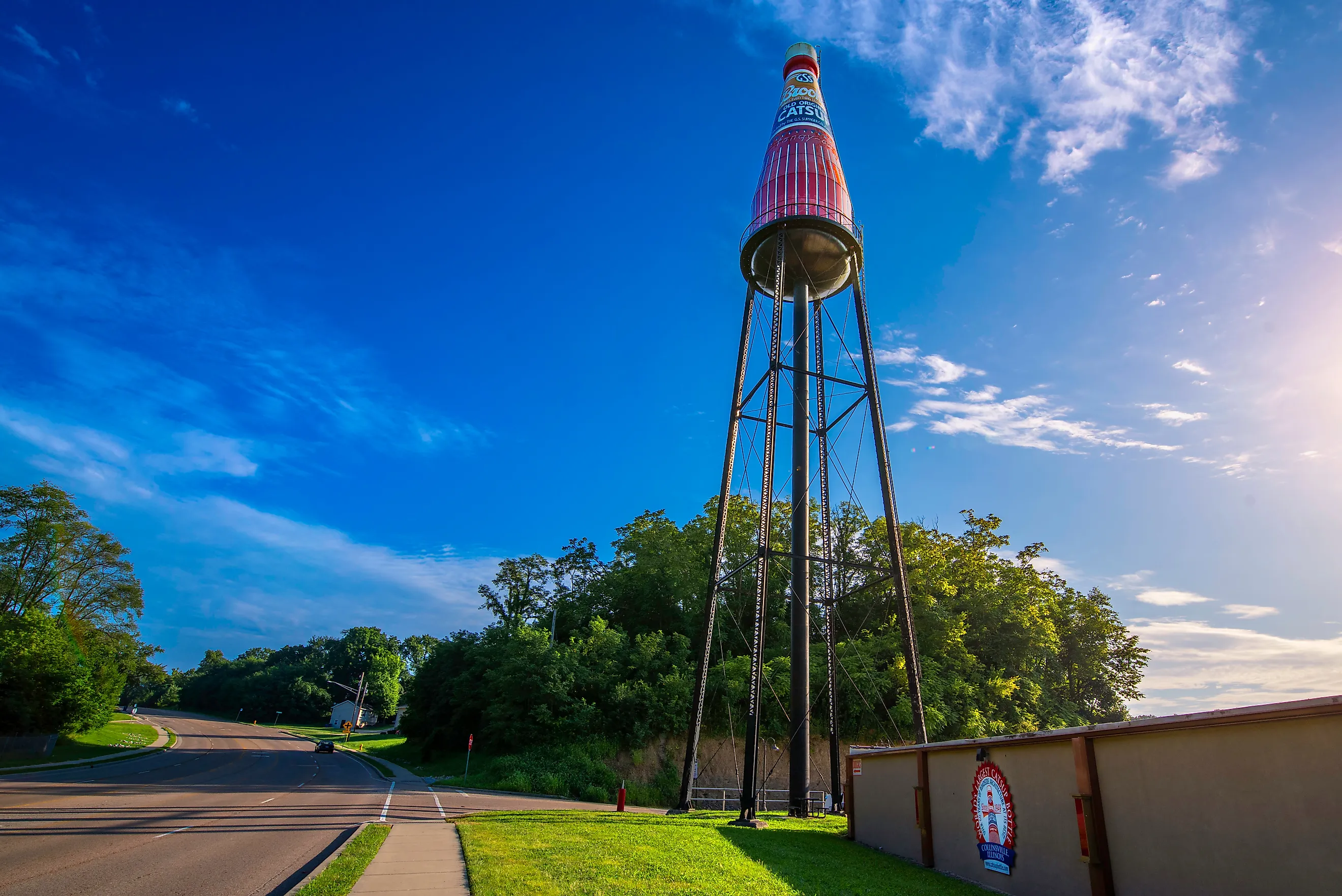 World's Largest Catsup Bottle in Collinsville, Illinois. RozenskiP / Shutterstock.com.