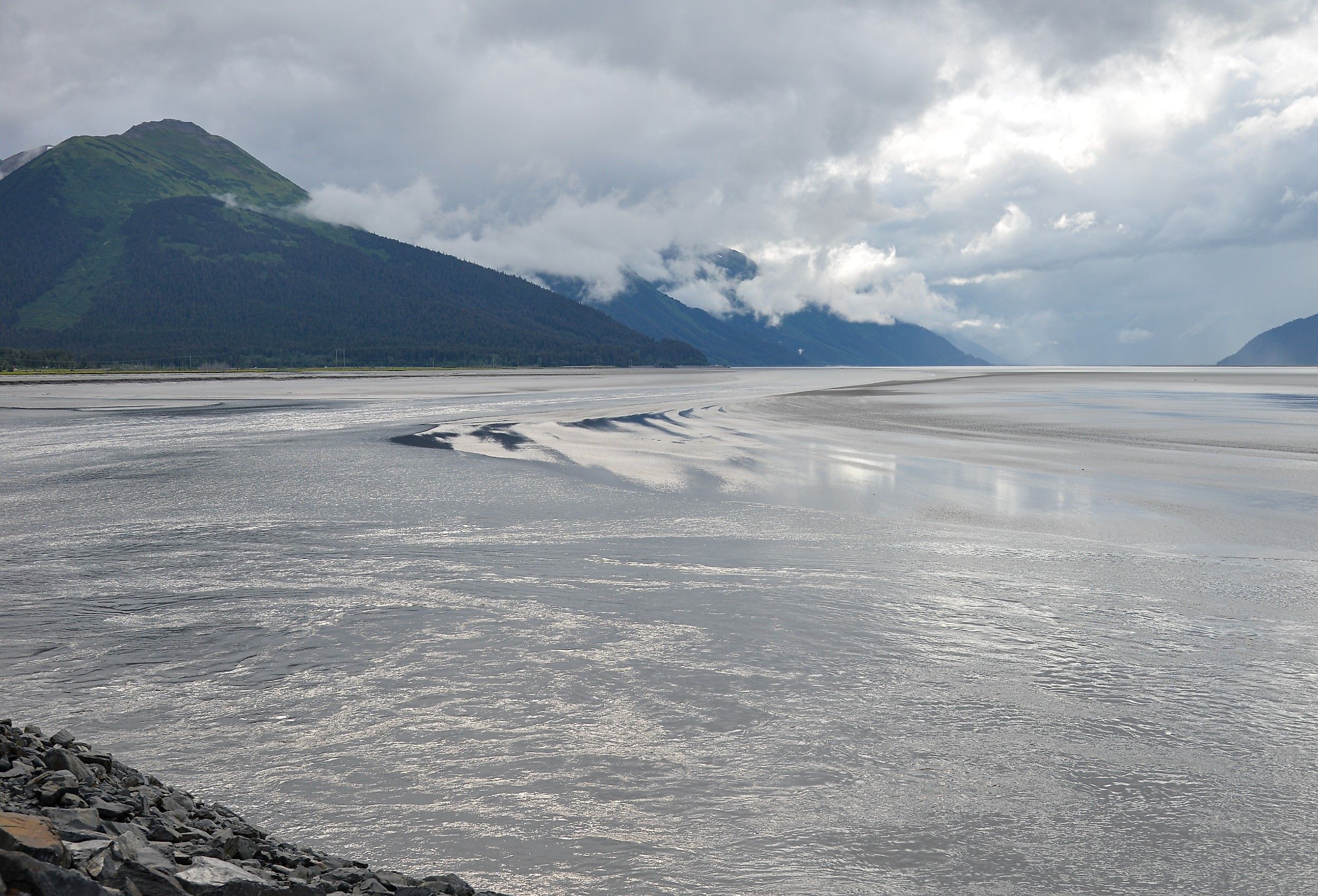 Scenic view of Turnagain Arm, from the bore tide viewing spots in Anchorage area, Alaska.