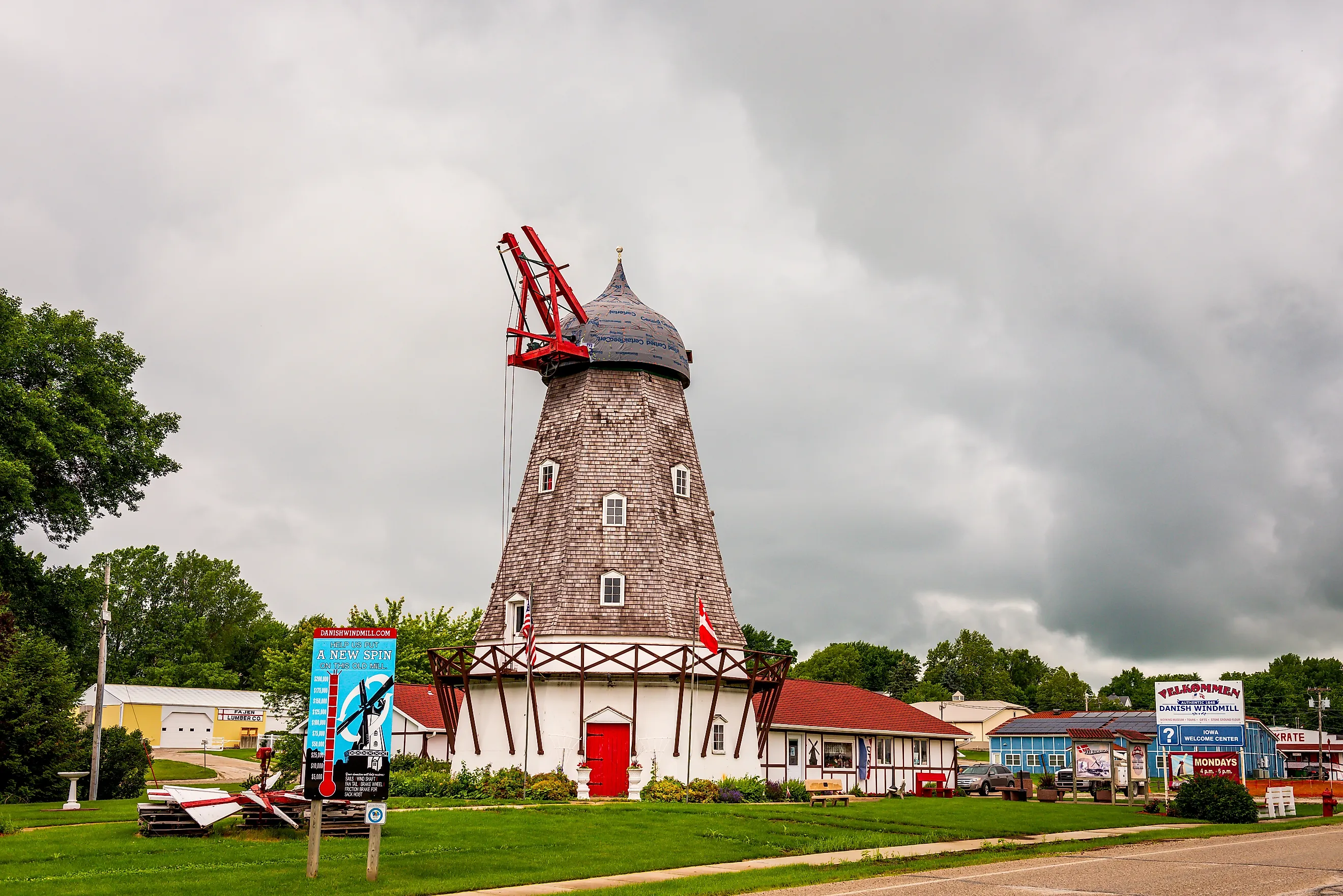 The historic Danish Windmill in Elk Horn, Iowa. Sandra Foyt / Shutterstock.com.