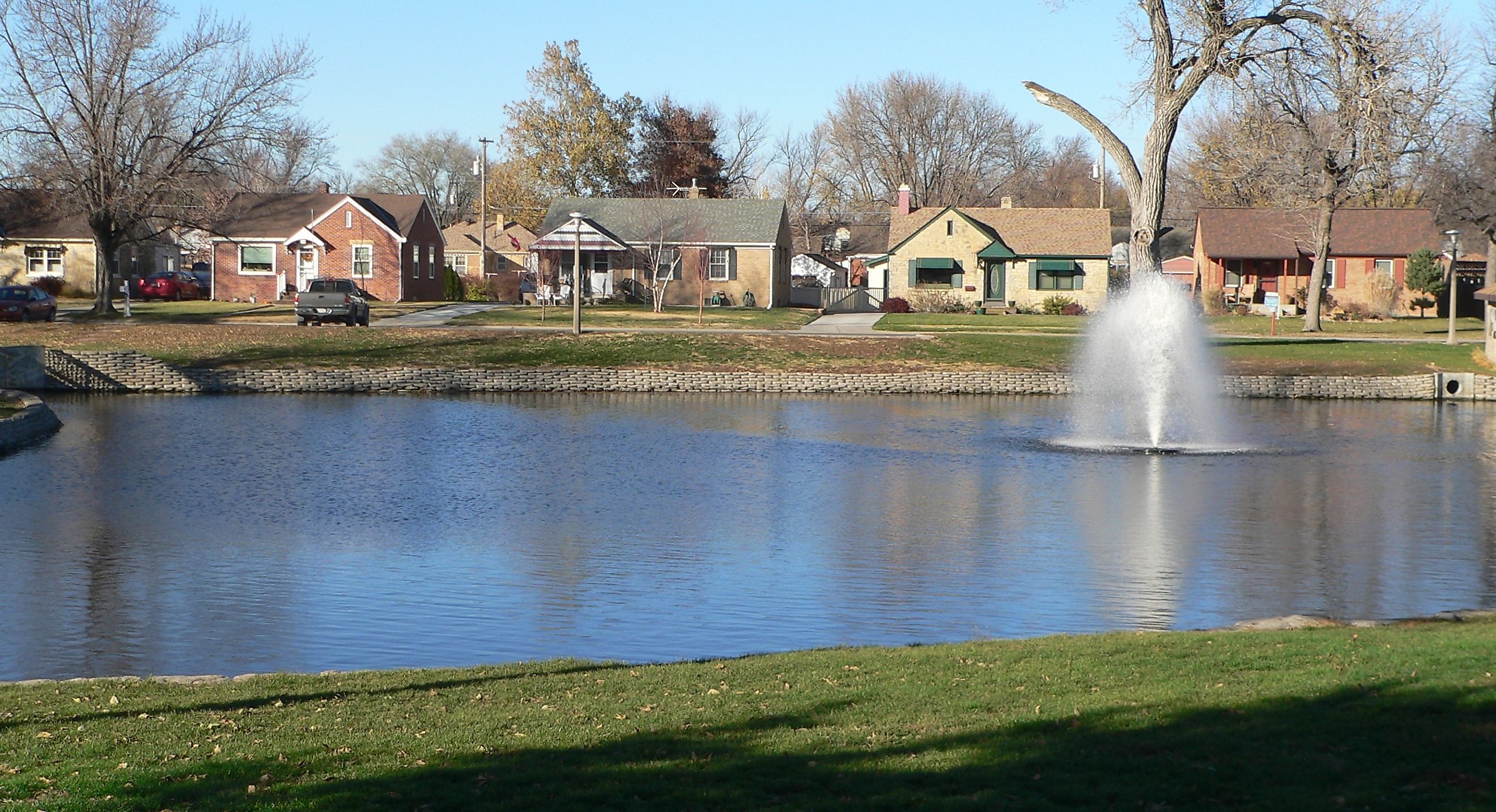 Heartwell Park, Hastings, Nebraska, facing north. Background houses on Lakeside Drive from left: 207, 209, 213, 225, and 303.