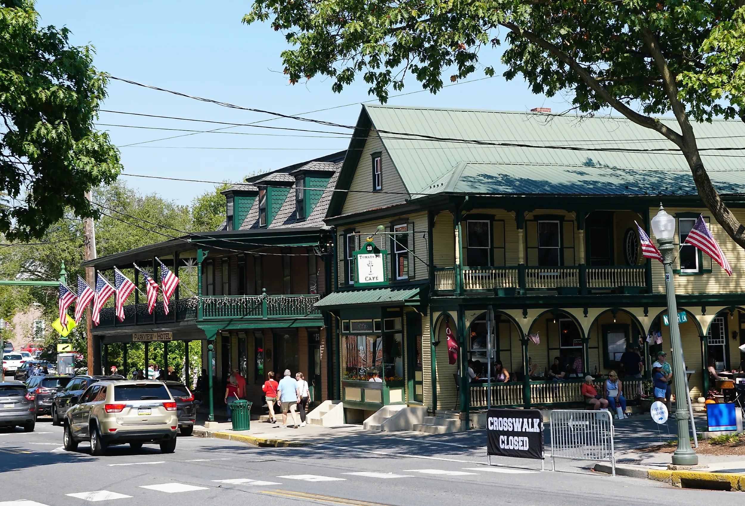 Downtown street in Lititz, Pennsylvania. Image credit Khairil Azhar Junos via Shutterstock