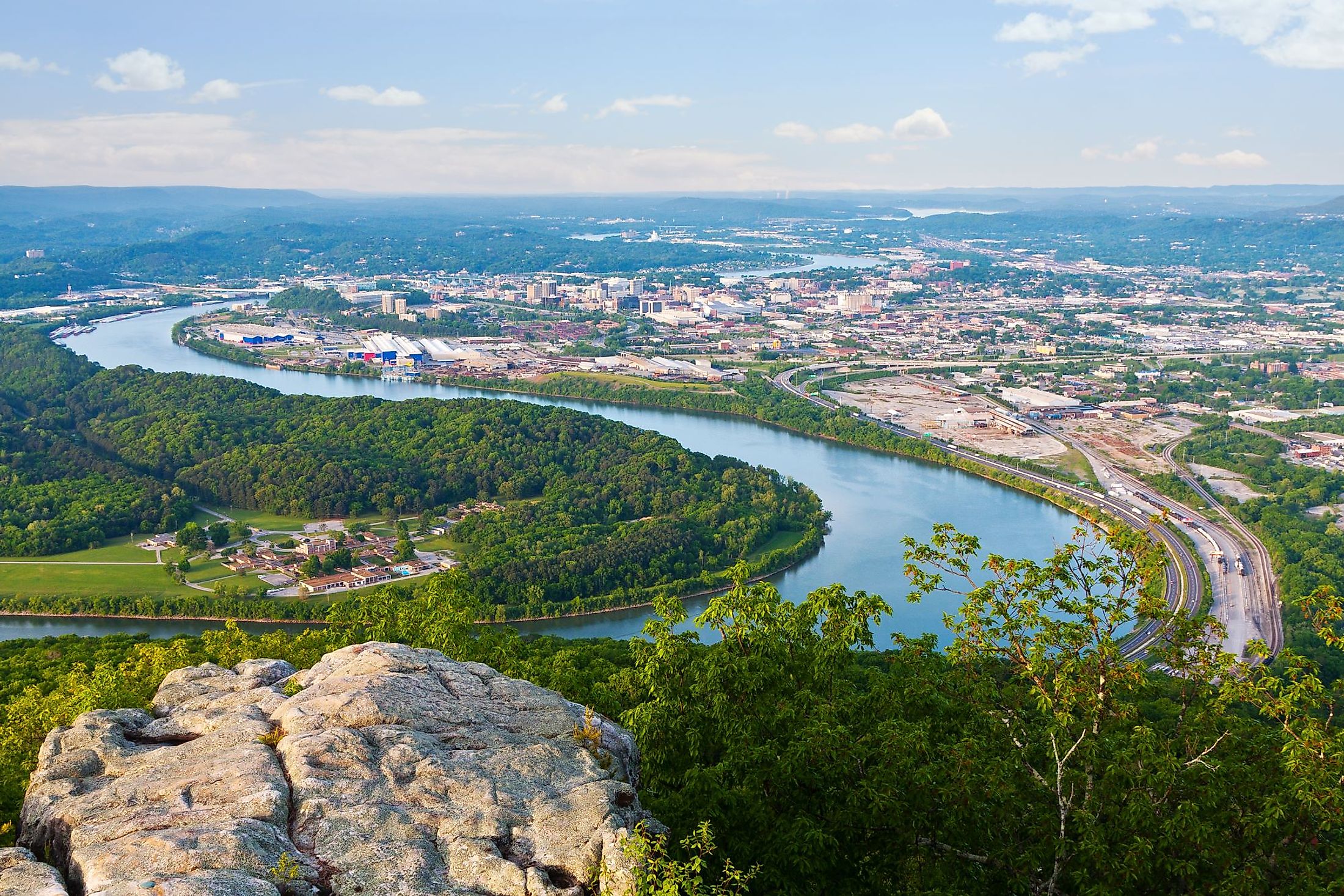 Aerial view of the downtown Chattanooga, Tennessee and the Tennessee River. 