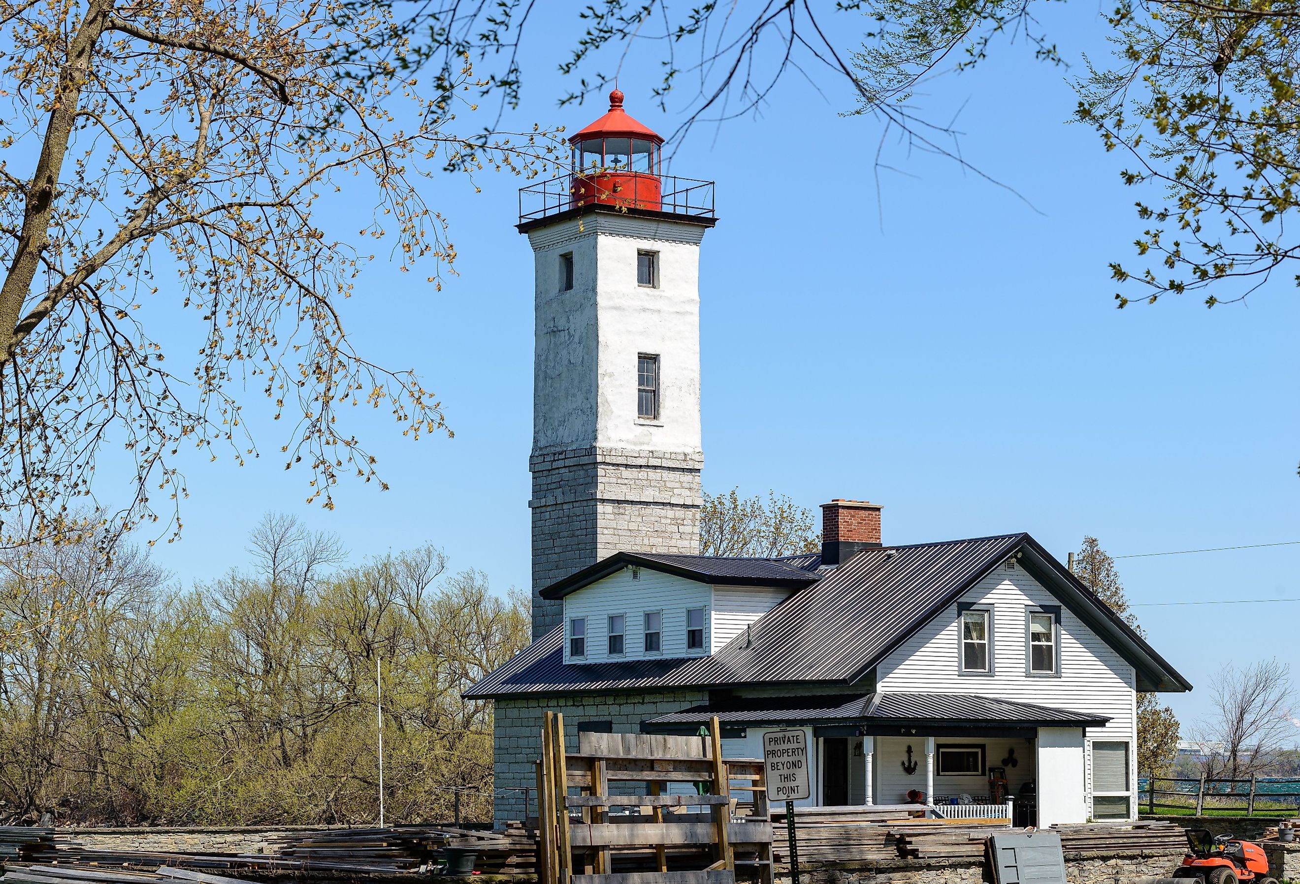 Ogdensburg Lighthouse on the St. Lawrence Seaway. Image credit Michelangelo DeSantis via Shutterstock.com