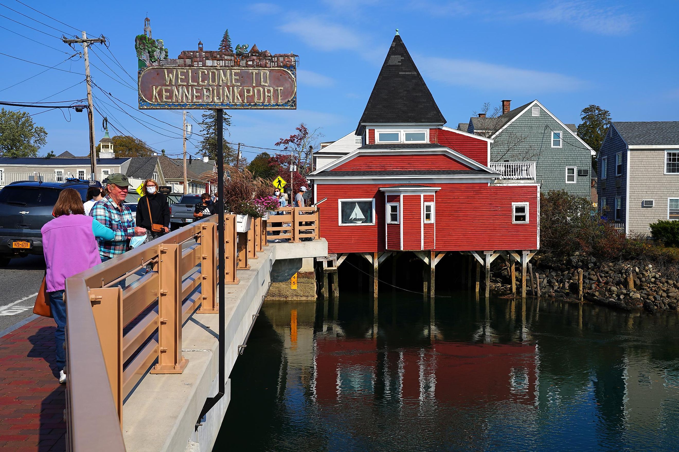 welcome to Kennebunkport, Maine sign