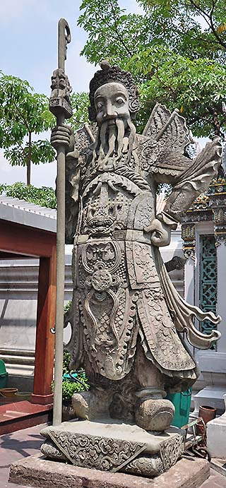 bangkok statue