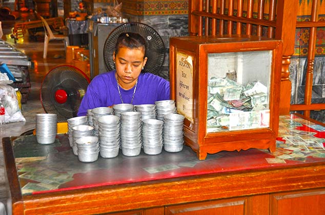 offering tins bangkok