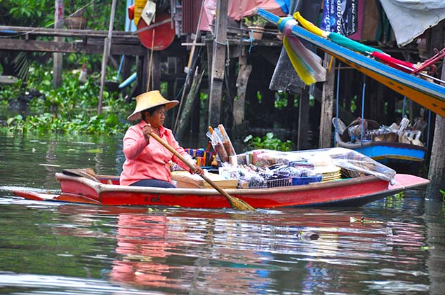 merchant on the chao phraya in bangkok