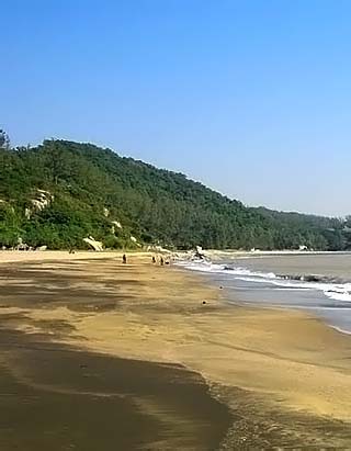 Hac Sa Beach