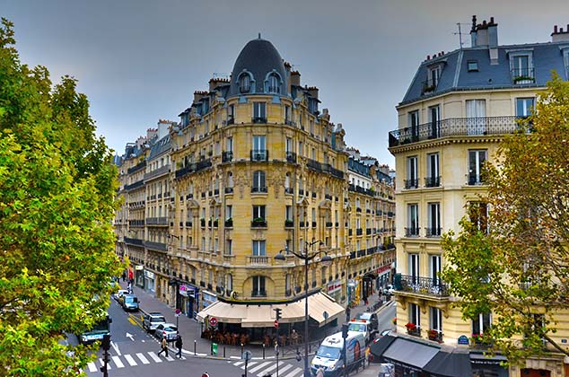 street corner paris