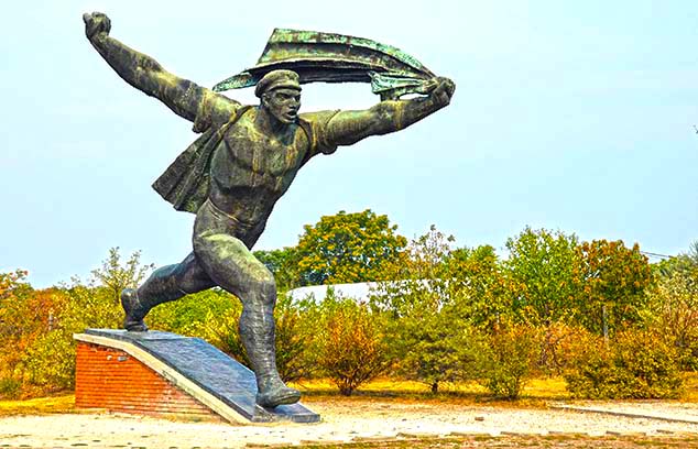 big guy memento park