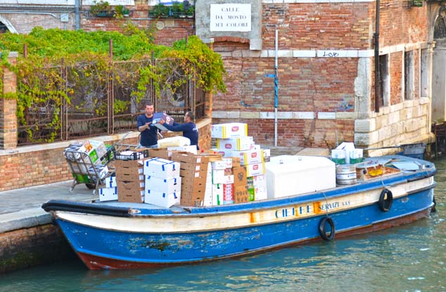 delivery boat venice