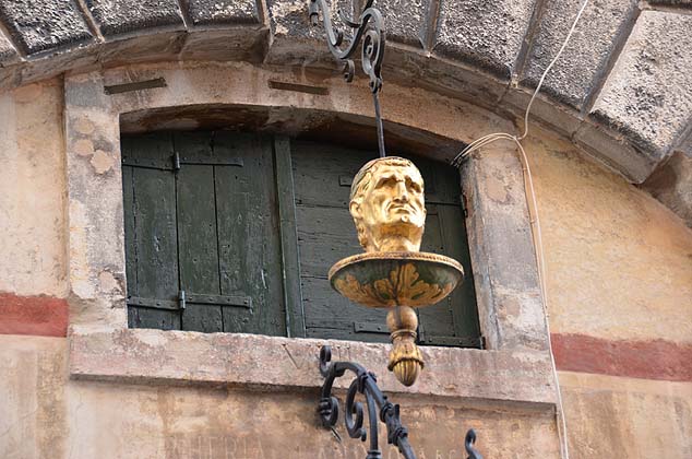 statue venice