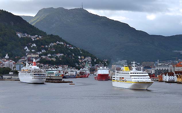 cruise ships in bergen