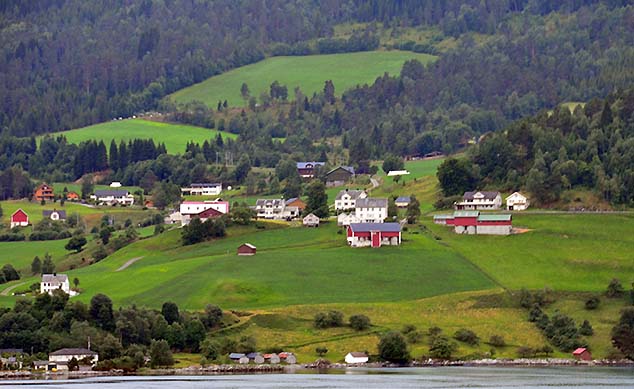 fjord houses norway