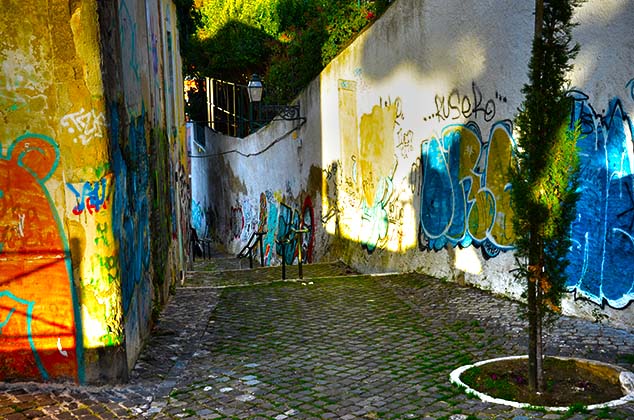 street colors lisbon