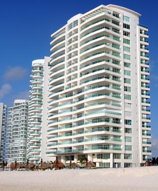 cancun highrise
