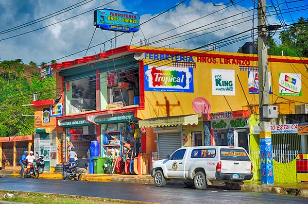 local store samana