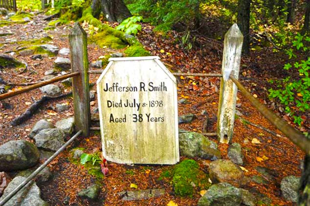 jeff smith grave akagway alaska