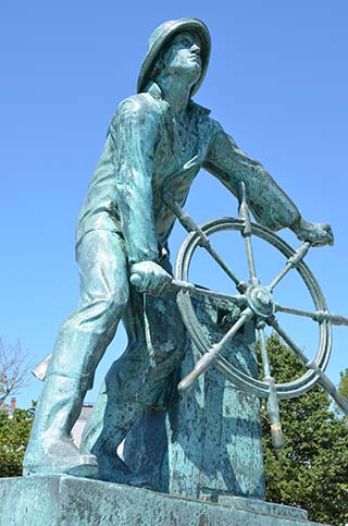 fisherman statue gloucester