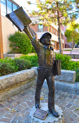 statue montana