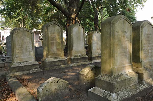 gravestones charleston south carolina