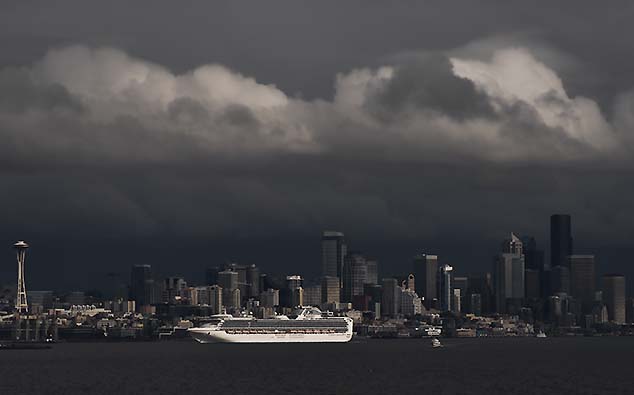 cloudy day seattle