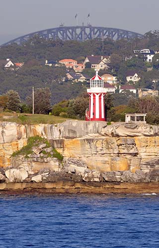 sydney harbor lighthouse