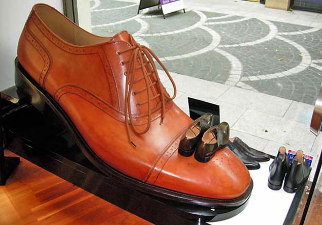large shoe auckland