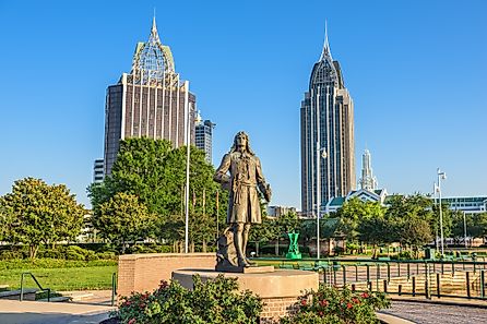 Mobile, Alabama Skyline from Cooper Riverside Park. Sean Pavone via Shutterstock