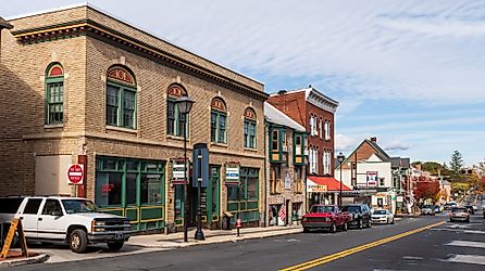 View along Carlisle Street in downtown Gettysburg, Pennsylvania. Editorial credit: woodsnorthphoto / Shutterstock.com