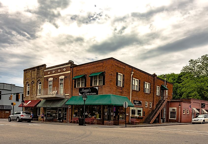 Rustic brick buildings along a street in downtown Loudon, Tennessee.