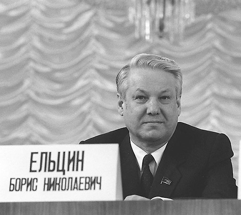 Yeltsin as candidate for the Congress of People's Deputies in 1989.