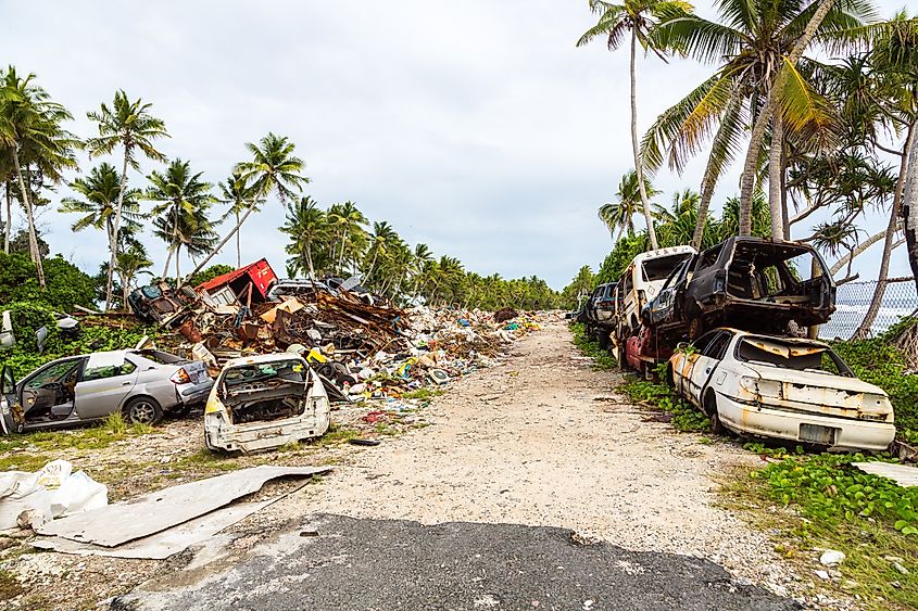 Ecological and garbage management problems of island nations. Editorial credit: maloff / Shutterstock.com