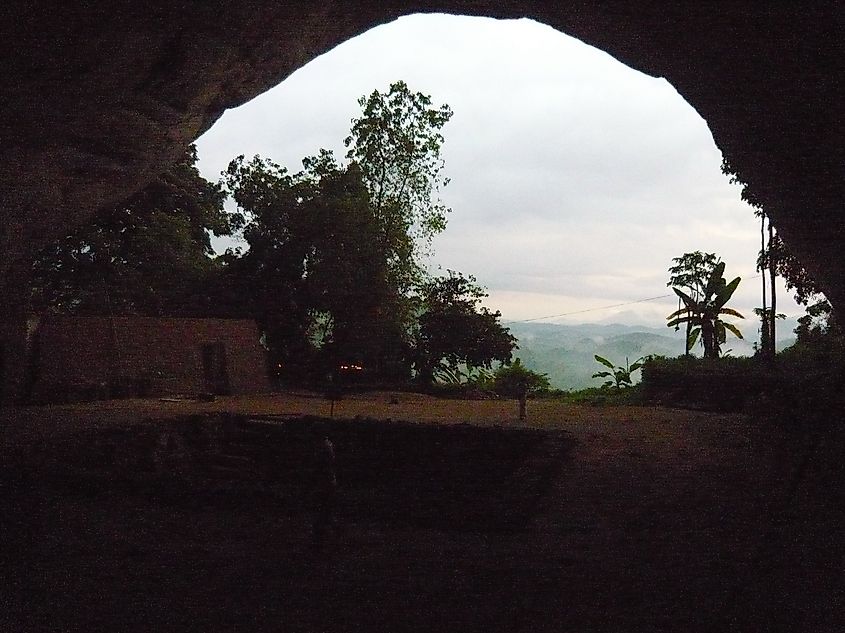 Entrance to the Fa Hien Cave in Sri Lanka.