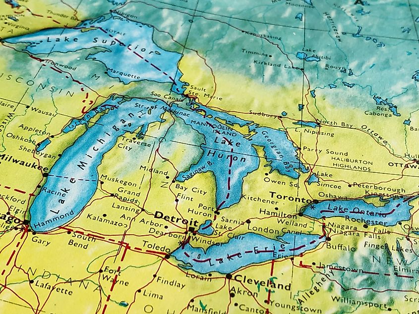 Map showing great lakes border